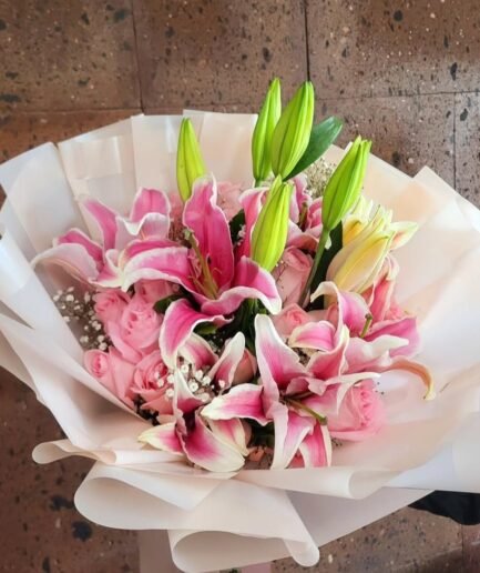 Ramo 25 rosas y acapulcos